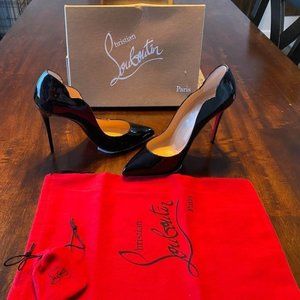 Christian Louboutin Hot Chick (Size EU39)